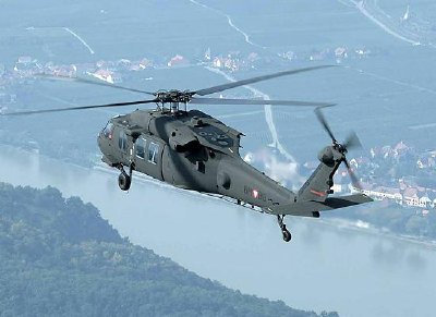 Helicóptero Blackhawk sobre a Áustria