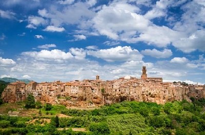 View of Pitigliano, Italy jigsaw puzzle