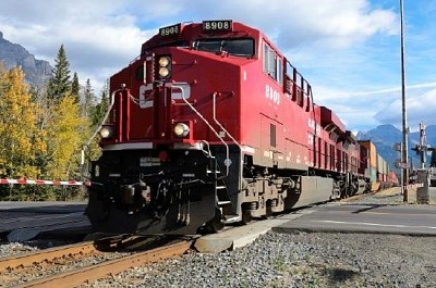 פאזל של רכבת הובלה בקנדה הפסיפית