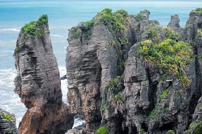 Roca erosionada, junto al mar