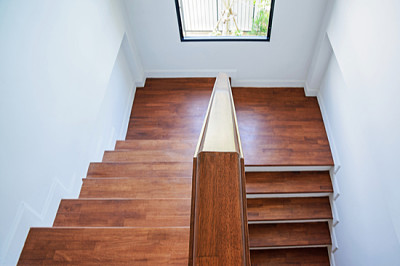 木質樓梯