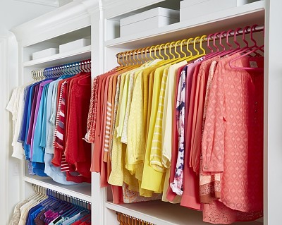 closet color clothes