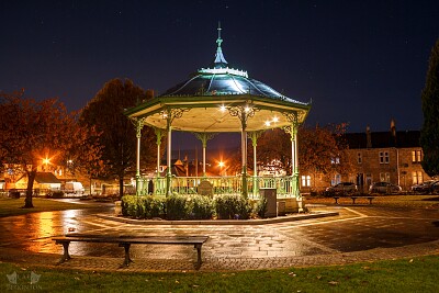 Bandstand night jigsaw puzzle