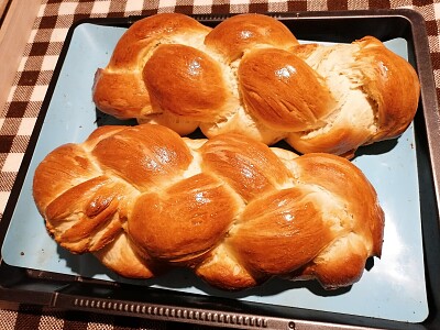 Swiss Sunday bread